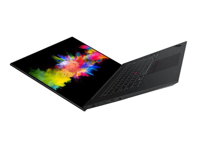 Mobilna delovna postaja Lenovo ThinkPad P1 GEN5, Intel Core i7 12800H, 2.40 GHz, 32 GB RAM, 1TB SSD, 16"WQUXGA (3840 x 2400), NVIDIA RTX A1000 4GB, Webcam, Windows, Refurbished