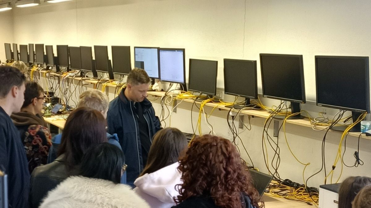 Dijaki spoznavali krožno gospodarstvo v praksi pri Recosiju